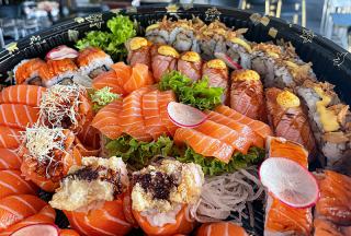 Salmon Love Box 60pz