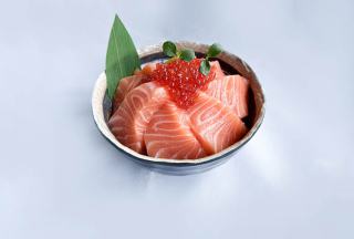Chirashi Salmon Love